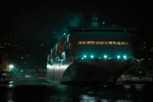 Read more about the article Halong Bay Day Cruise Cancellation Policy: Flexible Booking Guide